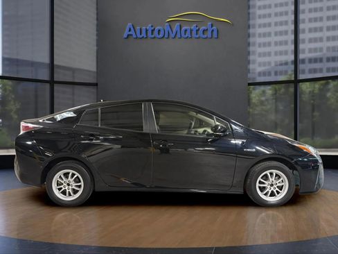 Used 2017 Toyota Prius Two w/ Prius Two Safety Plus Package image 12