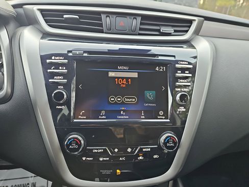 Used 2022 Nissan Murano SV image 22