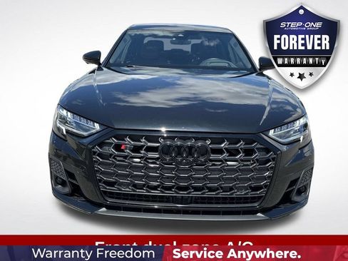 Used 2024 Audi S8 AWD/4WD image 9