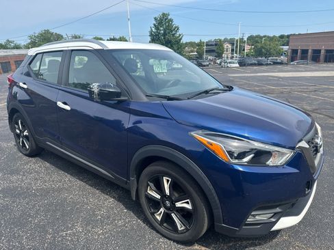 Used 2019 Nissan Kicks SR FWD image 4
