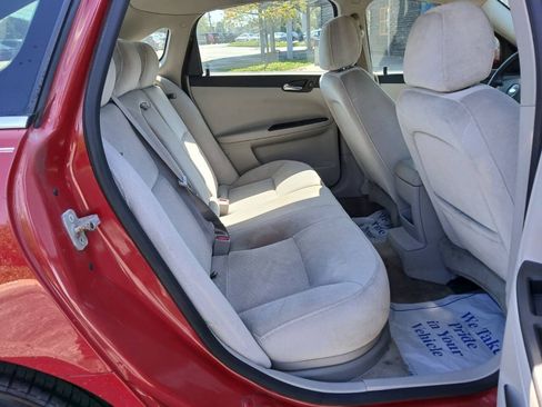 Used 2007 Chevrolet Impala LT FWD image 11