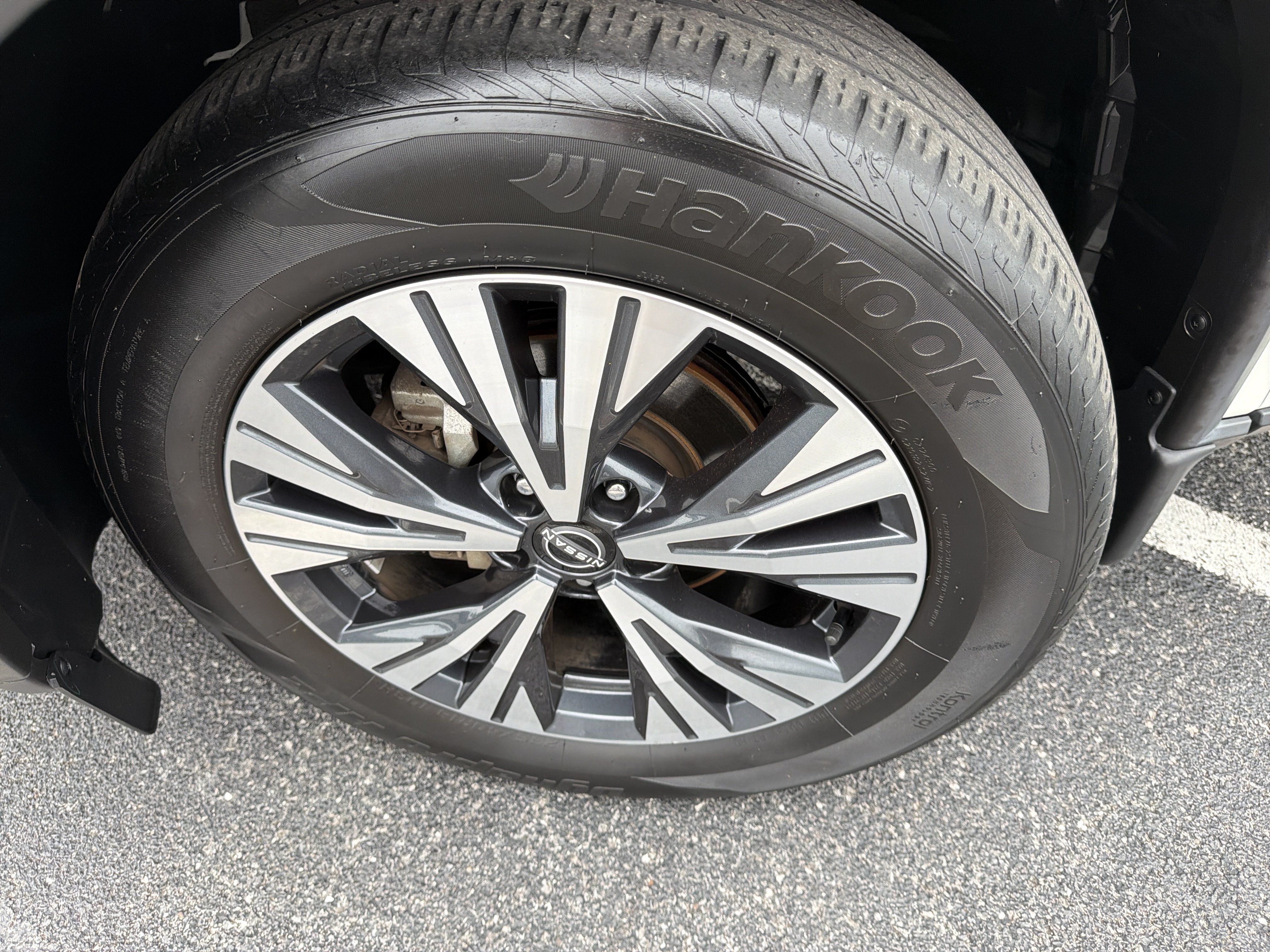 Certified 2023 Nissan Rogue SV AWD/4WD image 12