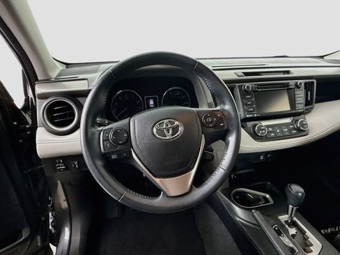Used 2016 Toyota RAV4 XLE AWD/4WD image 11