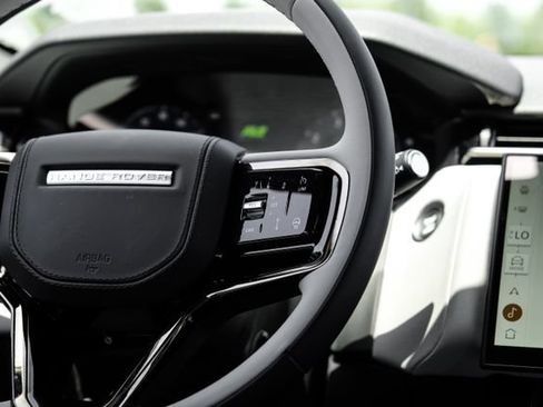 New 2026 Land Rover Range Rover Velar S AWD/4WD image 21
