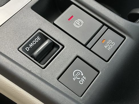 New 2026 Nissan Sentra SL w/ Floor Mat Package image 36