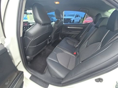 Used 2022 Toyota Camry SE FWD image 26