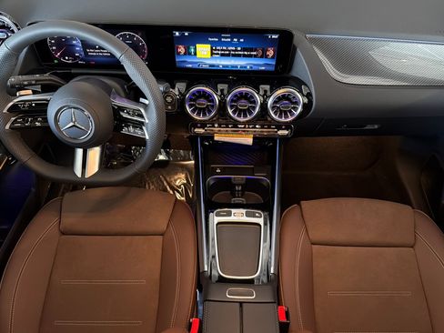 New 2026 Mercedes-Benz GLA 250 image 12
