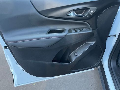 Used 2024 Chevrolet Equinox RS image 20