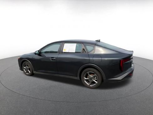 Used 2025 Kia K4 FWD image 10