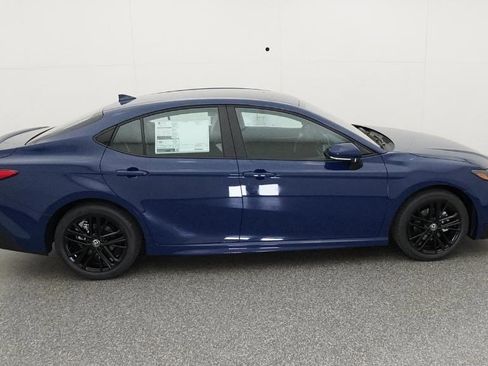 New 2026 Toyota Camry SE image 31