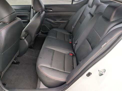 Used 2022 Nissan Altima 2.5 SR FWD image 22