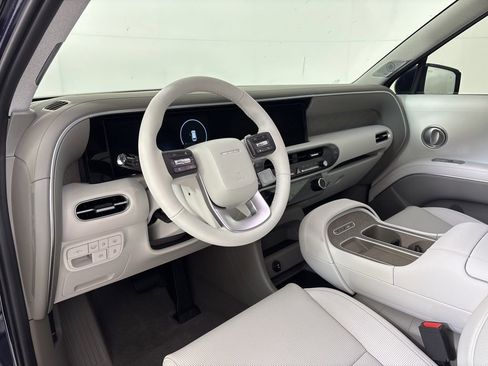 New 2026 Hyundai Palisade Limited FWD image 18