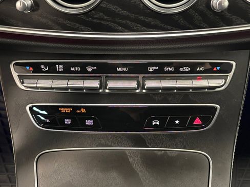 Used 2023 Mercedes-Benz E 350 4MATIC Sedan image 28