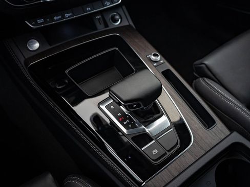 Certified 2025 Audi Q5 2.0T Premium Plus w/ Premium Plus Package image 33