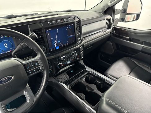 Used 2024 Ford F250 Lariat w/ Lariat Ultimate Package image 16
