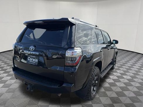 Used 2020 Toyota 4Runner SR5 Premium w/ Moonroof Package AWD/4WD image 7