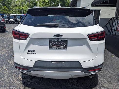 Used 2024 Chevrolet Blazer LT w/ Convenience Package FWD image 4