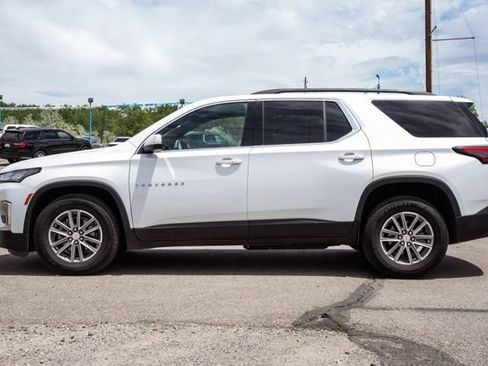 Used 2023 Chevrolet Traverse LT AWD/4WD image 8