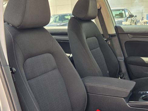 Used 2025 Honda Civic LX image 30