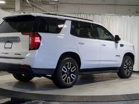 Used 2023 GMC Yukon AT4 w/ Technology Package image 10