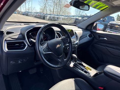 Used 2020 Chevrolet Equinox Premier AWD/4WD image 23