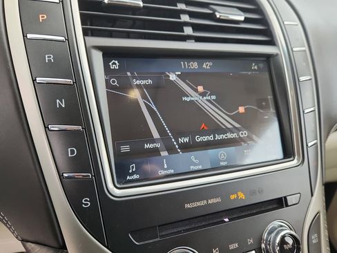 Used 2020 Lincoln Nautilus Black Label w/ Cargo Utility Package image 25