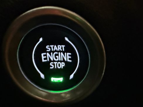 Used 2024 Chevrolet Silverado 1500 Custom image 30