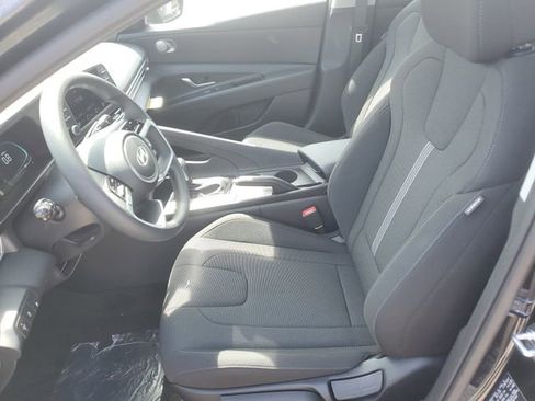 New 2026 Hyundai Elantra SE FWD image 16