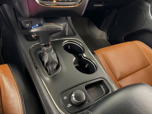 Used 2019 Dodge Durango R/T w/ Technology Group AWD/4WD image 29