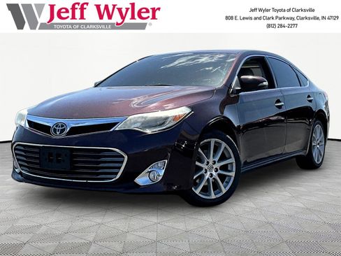 Used 2015 Toyota Avalon Limited w/ Technology Package FWD image 1