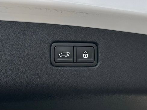 Used 2022 Genesis GV70 3.5T Sport w/ Sport Prestige Package image 25