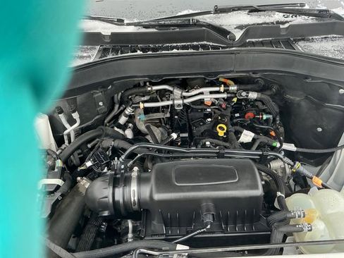 Used 2021 Ford Explorer XLT image 52