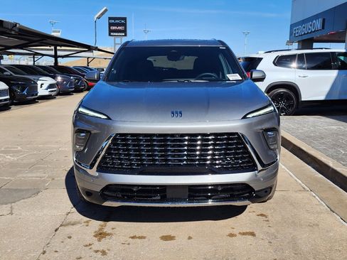 New 2026 Buick Enclave Avenir image 9