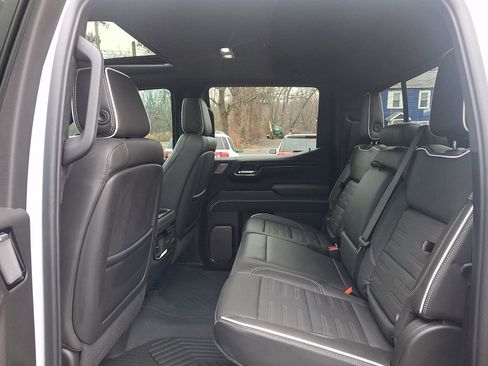 Used 2024 GMC Sierra 1500 AT4X w/ AT4X AEV Edition image 10