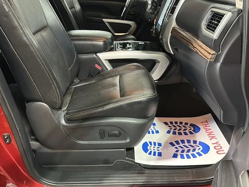 Used 2016 Nissan Titan SL AWD/4WD image 16