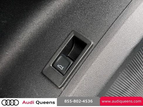 Certified 2025 Audi Q5 Premium Plus w/ Premium Plus AWD/4WD image 19