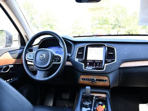 Used 2023 Volvo XC90 B6 Plus w/ Protection Package Premier AWD/4WD image 15