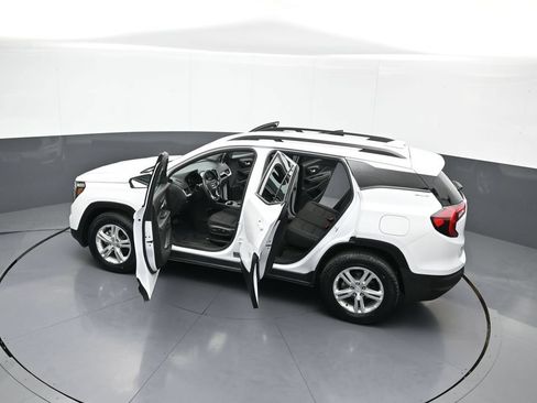 Used 2022 GMC Terrain SLE w/ Driver Convenience Package AWD/4WD image 44