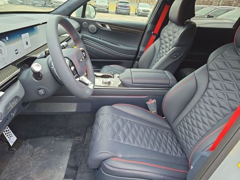 New 2026 Genesis GV80 3.5T e-SC image 9