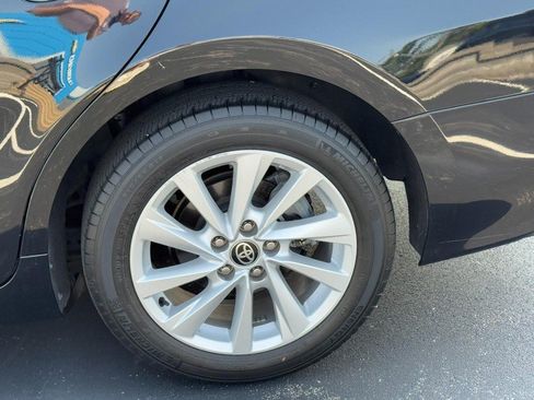 Used 2022 Toyota Camry LE w/ Carpet Mat Package (TMS) AWD/4WD image 7