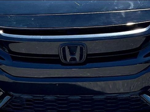 Used 2018 Honda Civic Sport image 30