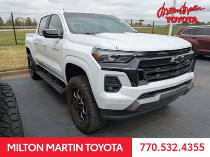 Used 2023 Chevrolet Colorado Z71 w/ Z71 Convenience Package 2