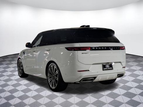 New 2026 Land Rover Range Rover Sport Dynamic SE AWD/4WD image 5