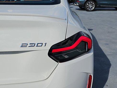 Used 2025 BMW 230i Coupe w/ M Sport Package image 34