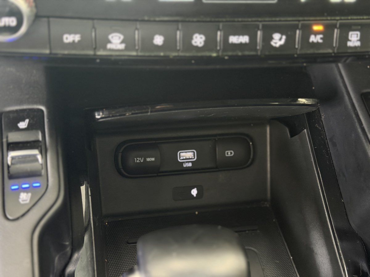 Used 2022 Kia Telluride SX w/ SX Prestige Package AWD/4WD image 48