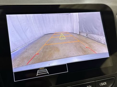 Used 2024 Chevrolet Malibu LT image 19