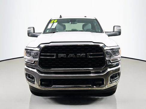 Used 2024 RAM 2500 Big Horn image 11