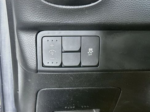 Used 2018 Kia Soul w/ Convenience Package FWD image 17