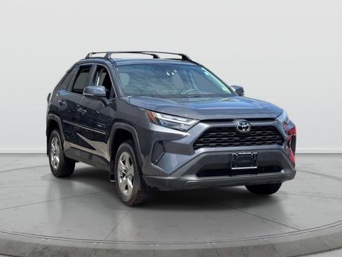 Used 2025 Toyota RAV4 XLE w/ Convenience Package AWD/4WD image 1