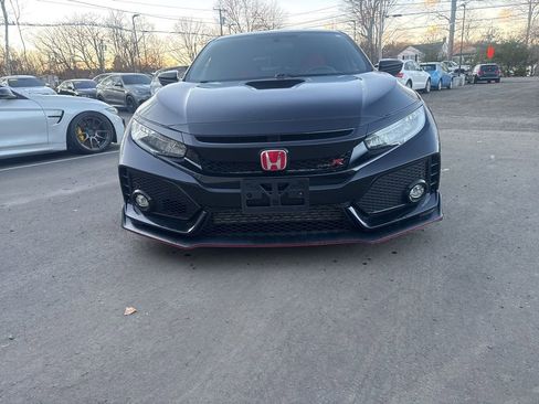 Used 2019 Honda Civic Type R image 3